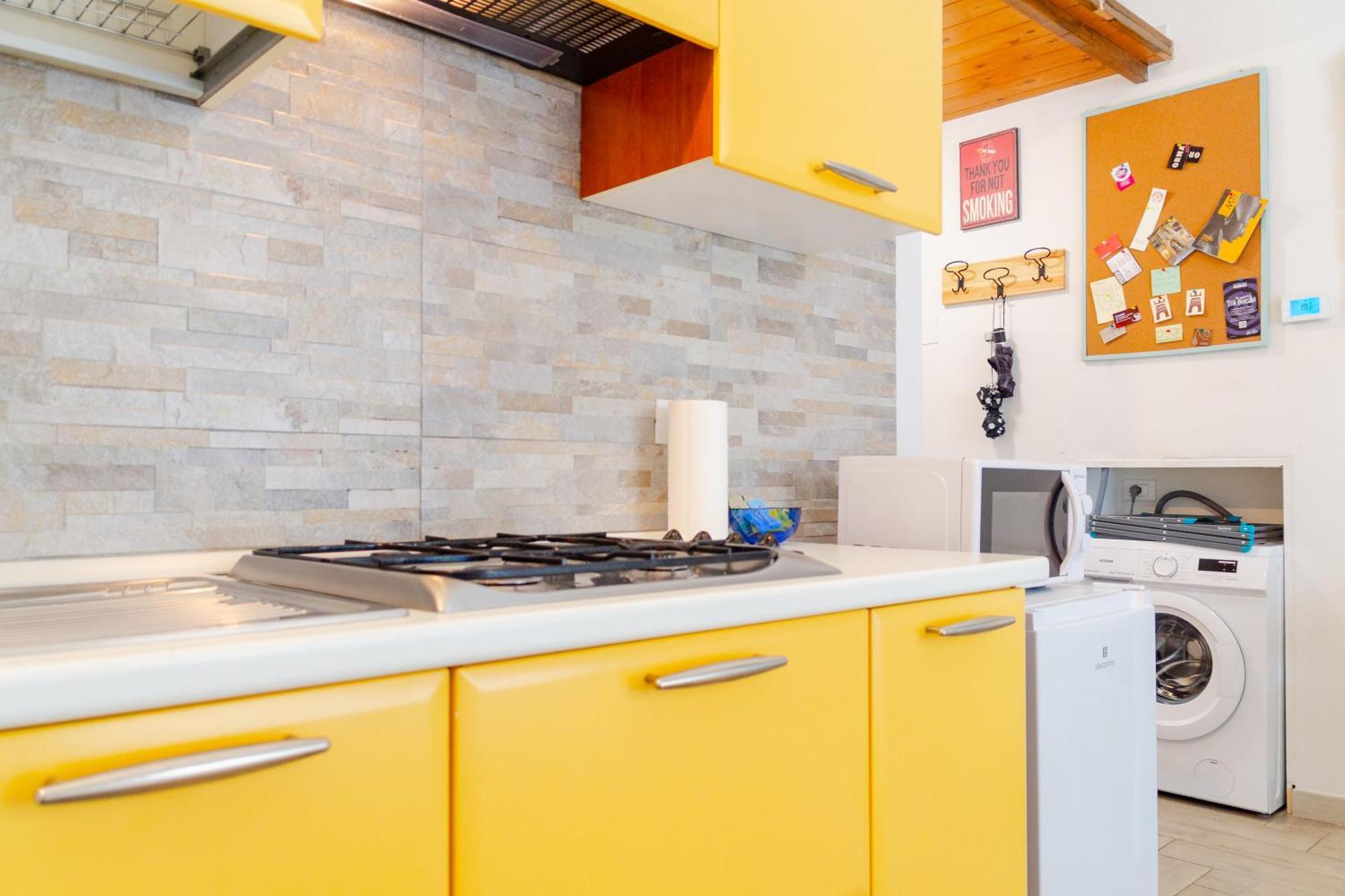 La Piccola By Happyhostorino Apartment Luaran gambar
